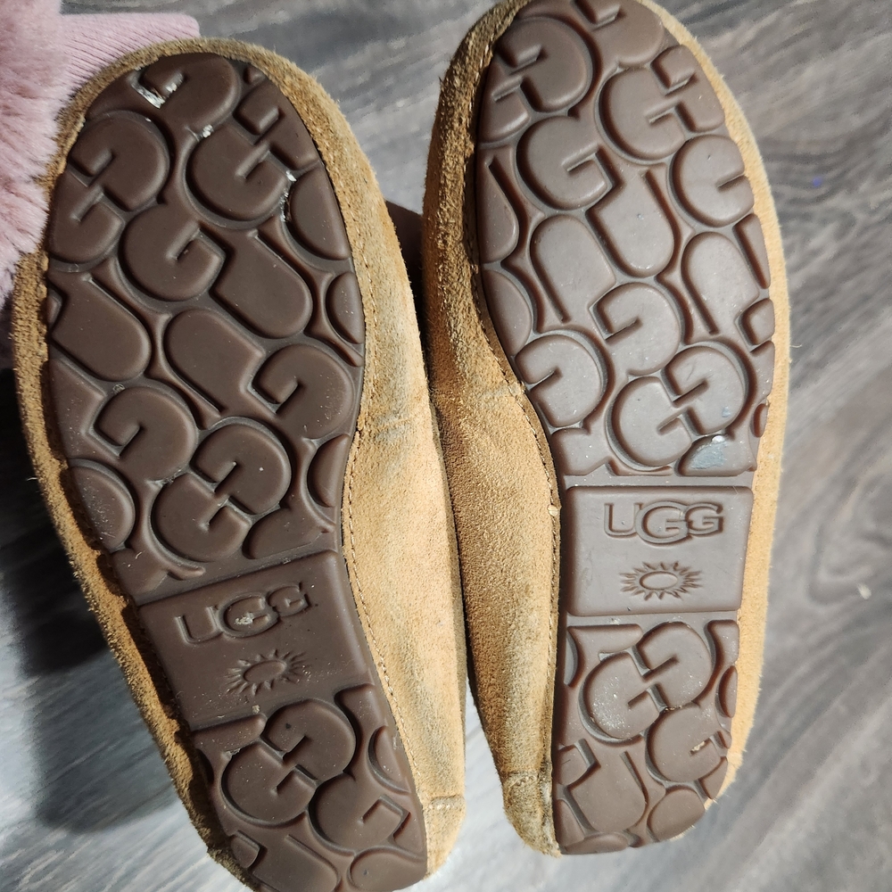 UGG Men's Tan Suede Slippers - Picture 5 of 5